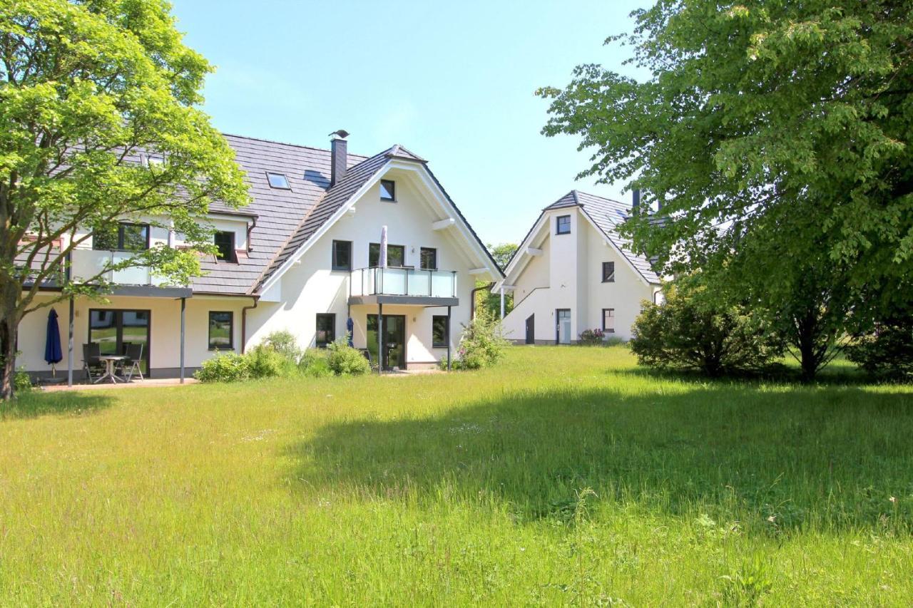 Strandnahe Fewo Mit Terrasse, Gratis Nutzung Vom Ahoi Erlebnisbad Und Sauna In Sellin - Rex Rugia Fewo 13-2 Apartment Lobbe Exterior photo